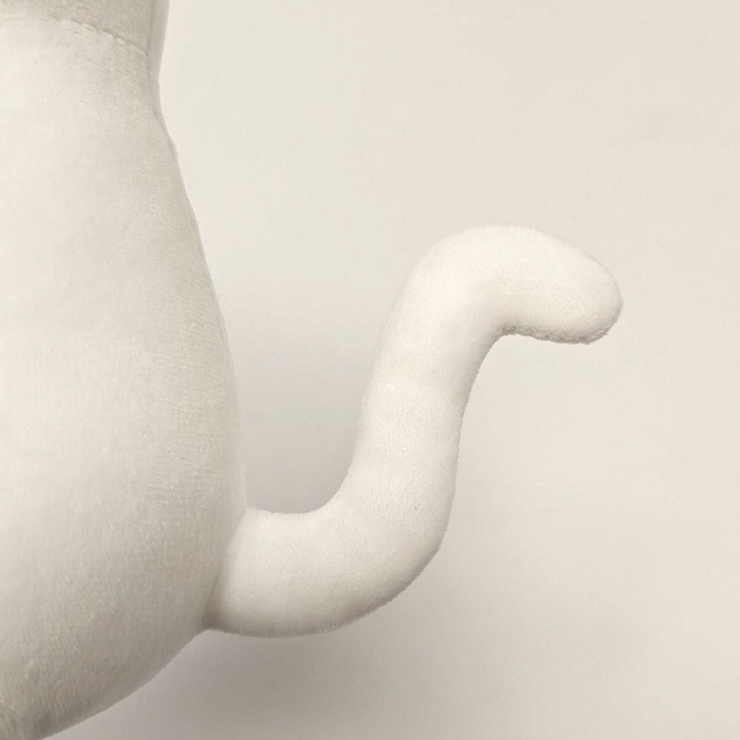 ✨PRÉ-ENCOMENDA✨Noodlecat Plushie com capuz removível - em estoque em abril de 2024