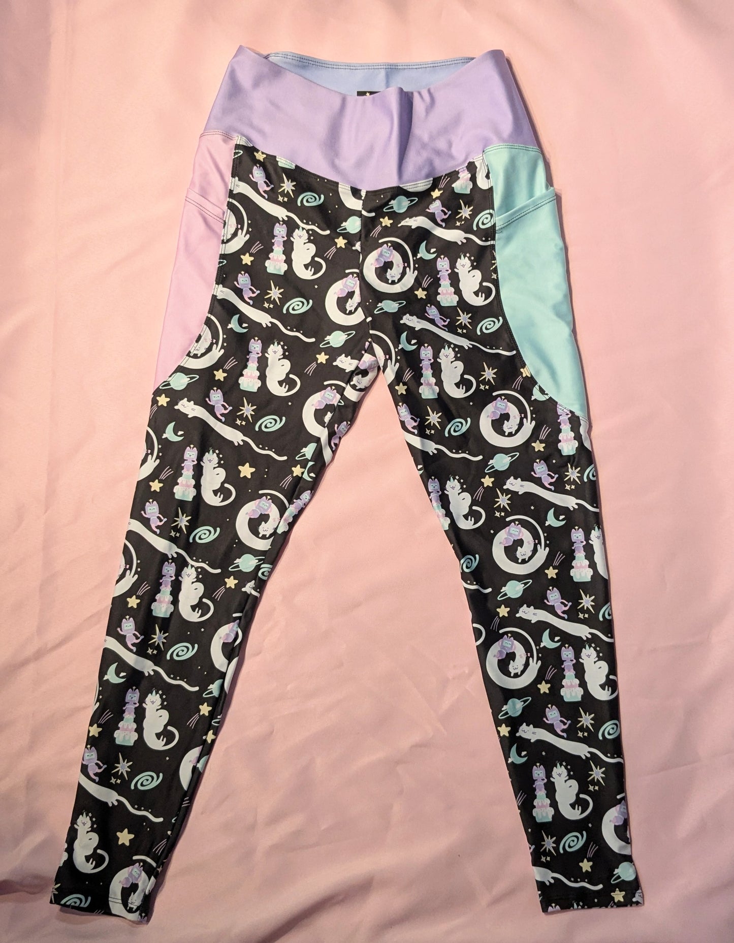 Kawaii Cat Patterned Leggings with pockets | Frillability Collab 2XS-6XL